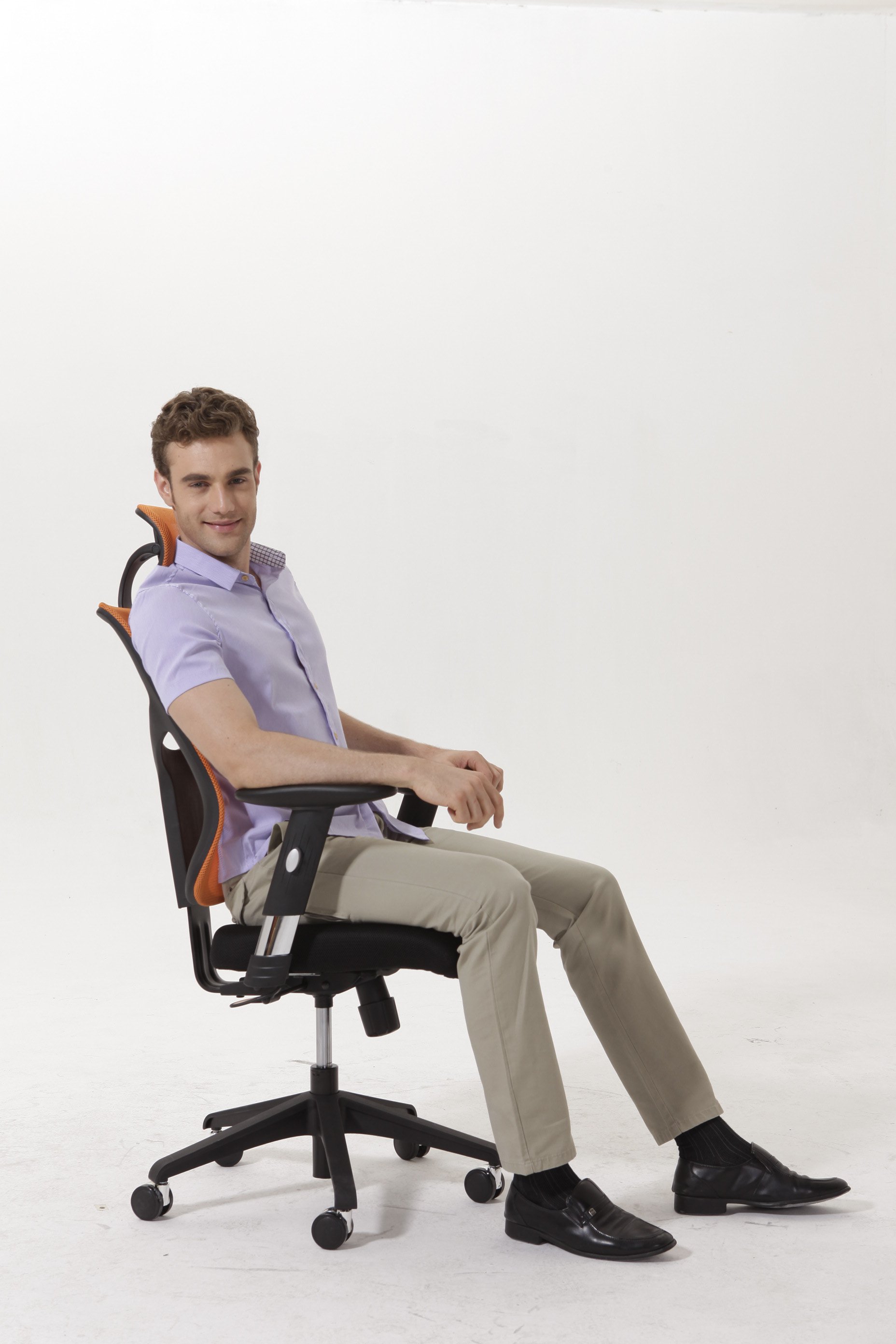 Профессиональное офисное кресло Star Euro Expert STE-01